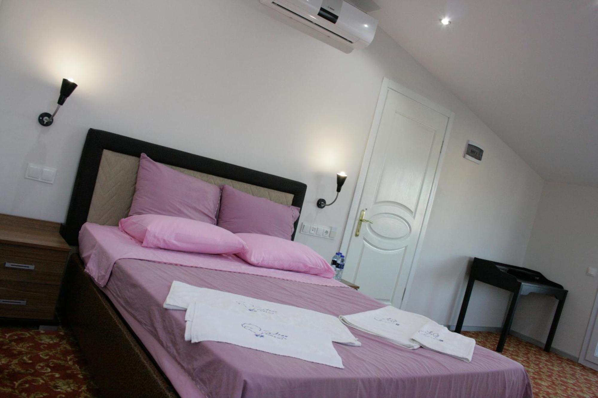 Sakran Hotel Yenisakran Room photo
